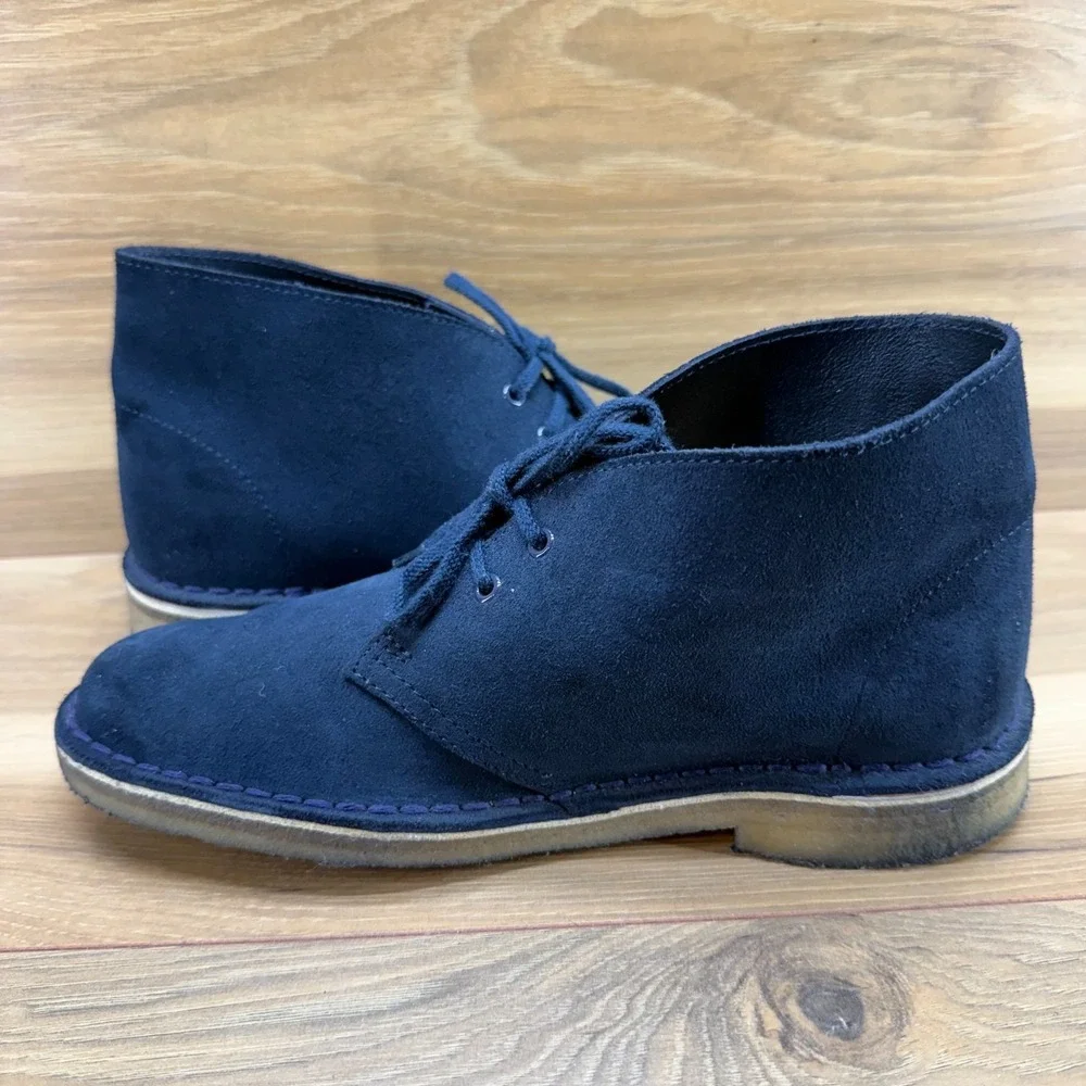 Clarks‎ Charles F Stead Chukka Boots Womens 8 M Navy Blue Suede Ankle